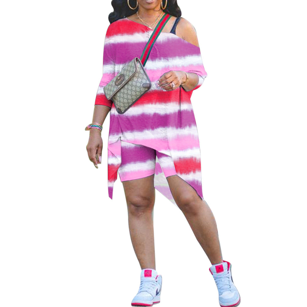 Conjunto de dos piezas de camiseta y pantalones cortos con estampado tie-dye, hombros oblicuos y dobladillo irregular para mujer