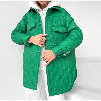 Chaqueta acolchada holgada informal de color liso con mangas largas y solapas cruzadas para mujer