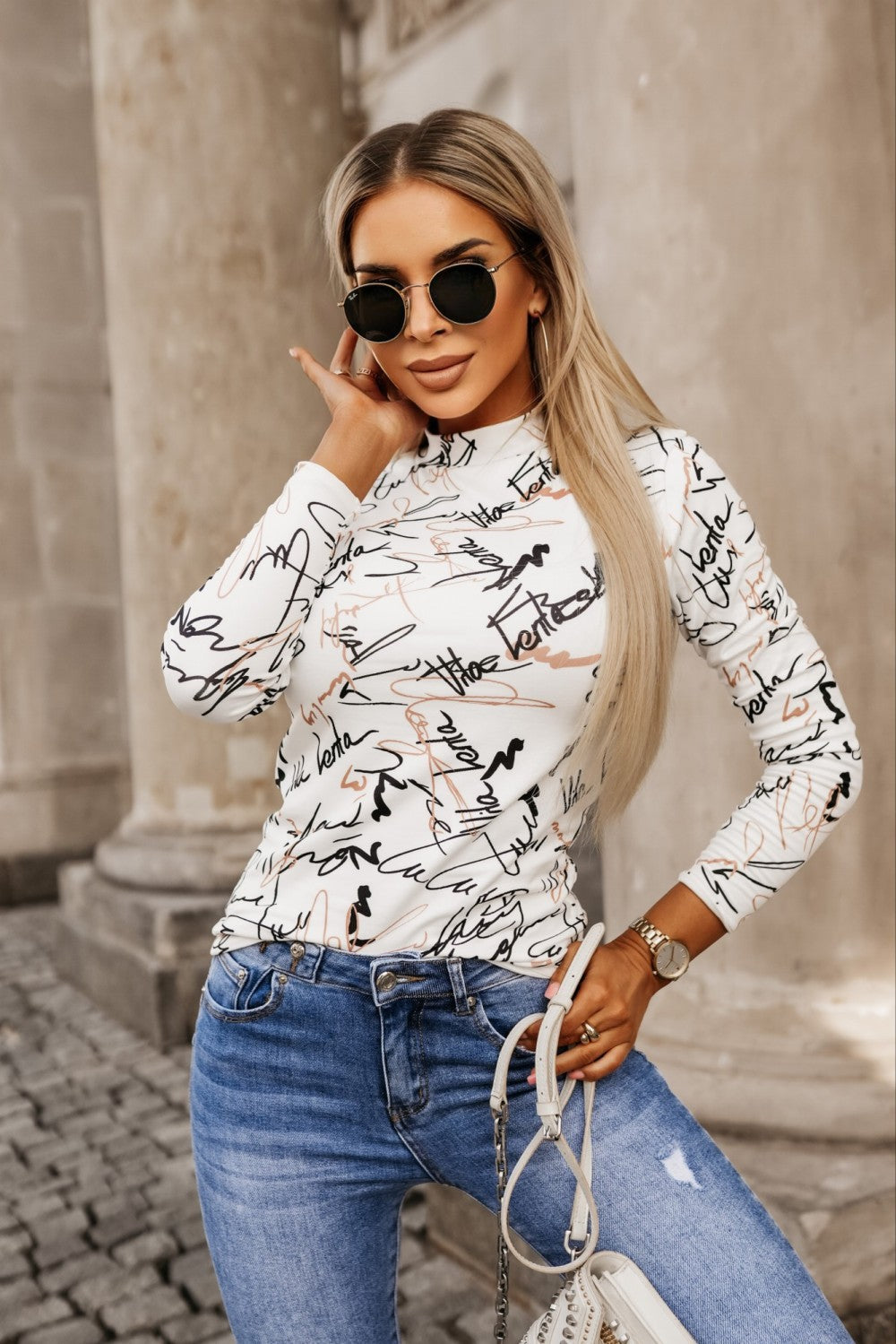 Camiseta informal de manga corta con cuello redondo y estampado floral para mujer