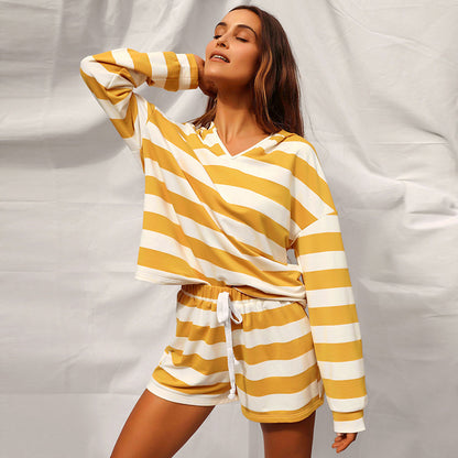 Conjunto de dos piezas de sudadera y pantalones cortos deportivos a rayas para mujer, estilo informal, para vacaciones de verano