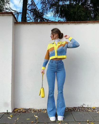 Pantalones vaqueros acampanados con estampado de rayas casuales a la moda para mujer