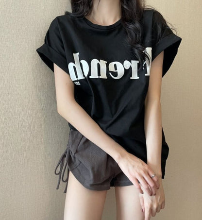 Camiseta informal de manga corta con cuello redondo y estampado del alfabeto para mujer