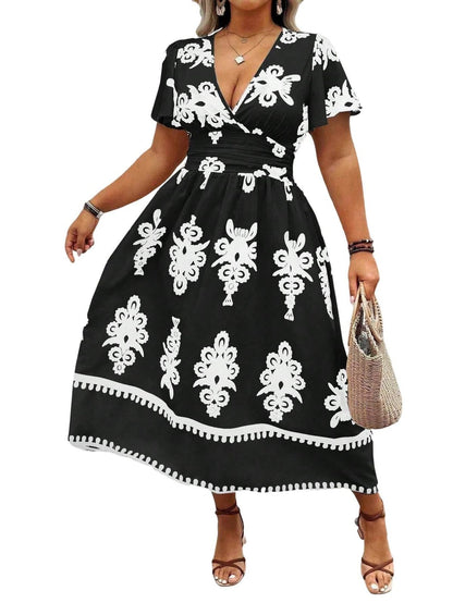 Women Fashion Casual Plus Size Geometric Print V-Neck Short-Sleeve Dress