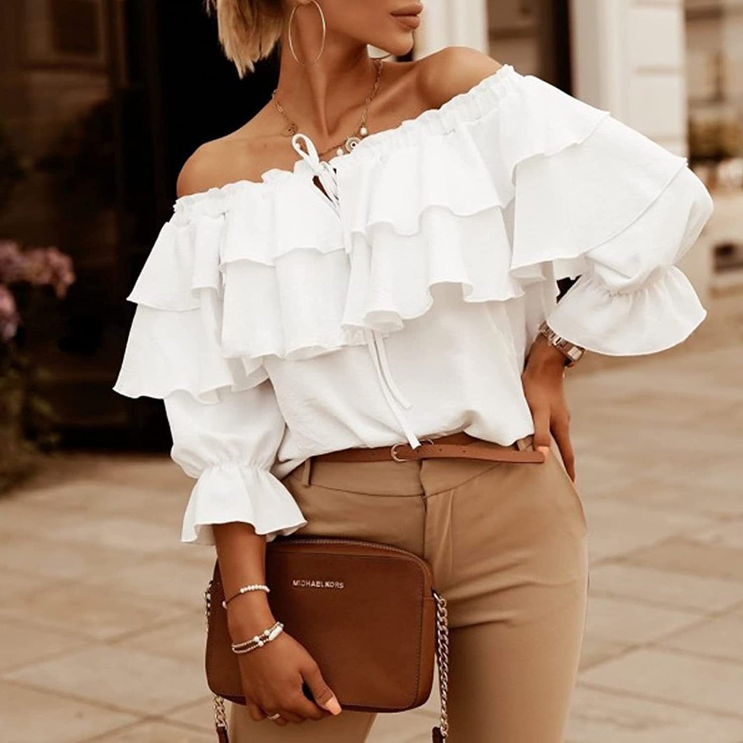 Blusa holgada informal elegante de gasa con hombros descubiertos y volantes para mujer