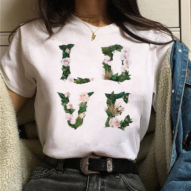 Camiseta informal de manga corta con estampado de letras de amor para mujer
