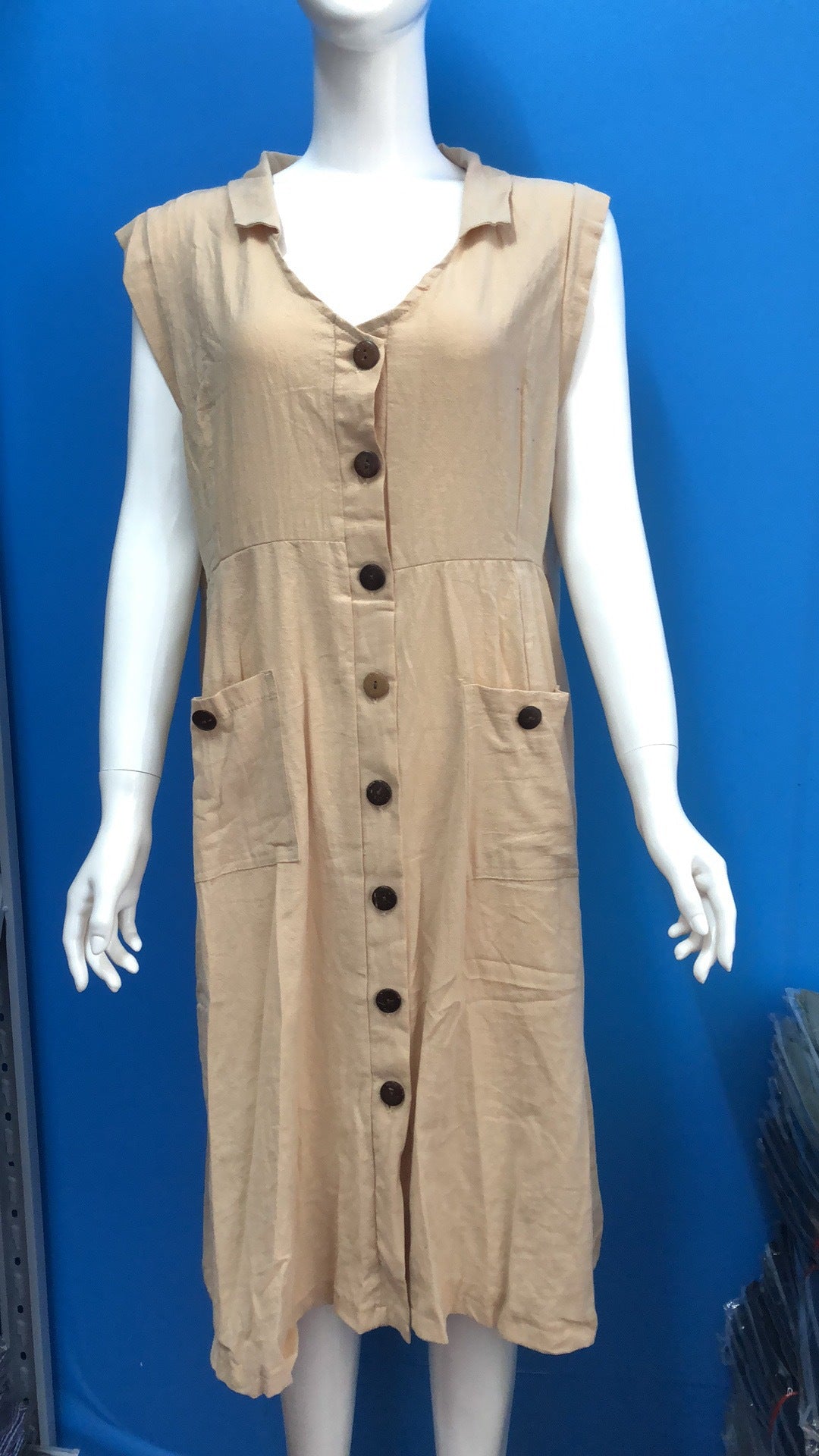 Vestido midi informal para mujer, sin mangas, con cuello en V, botonadura sencilla y bolsillos con botones