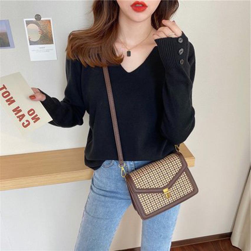 Women Casual Solid Color V-Neck Knitted Long Sleeve Sweater