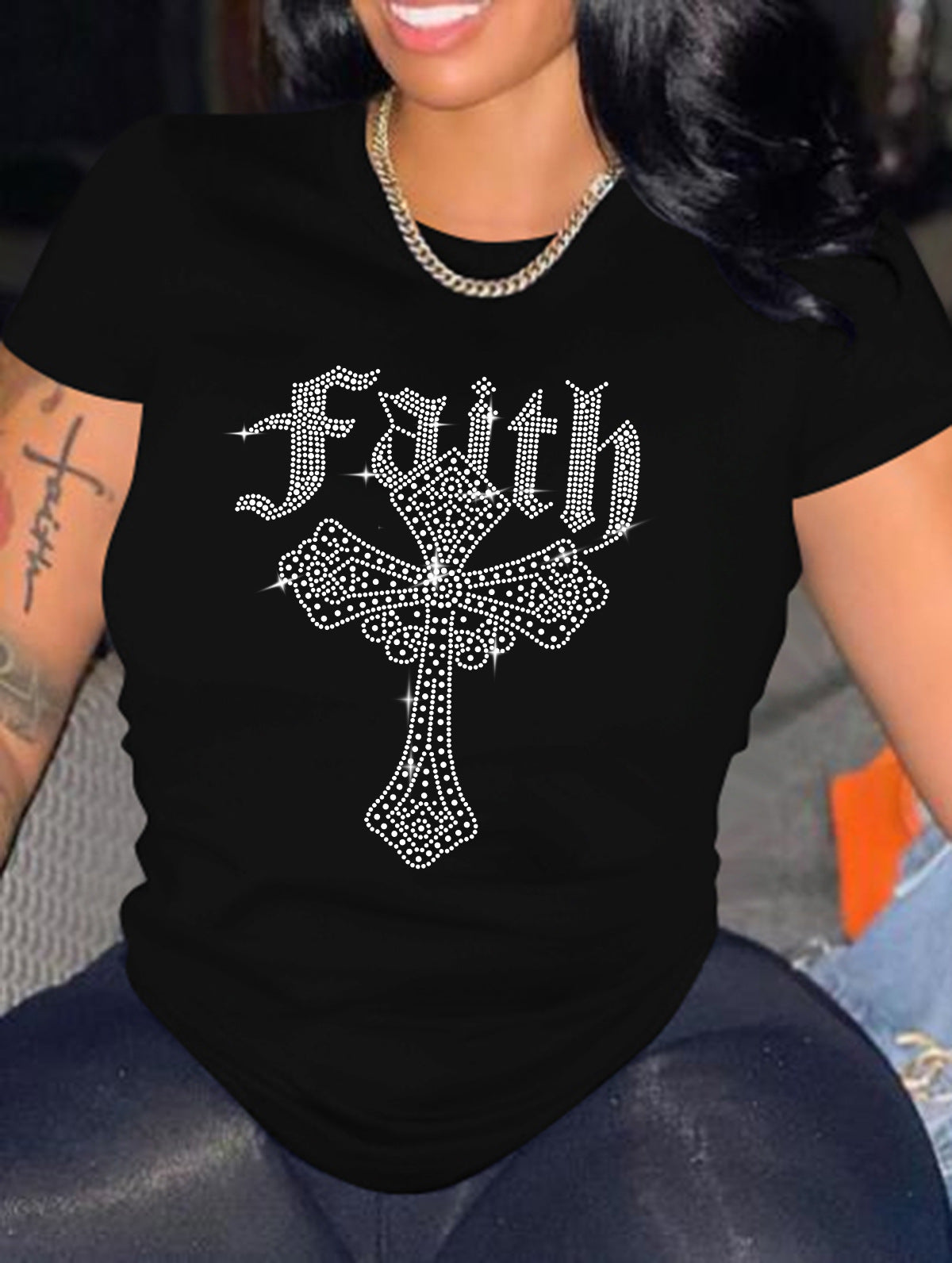 Camiseta informal holgada de talla grande para mujer, cuello redondo, manga corta, estampado de cruz de diamantes