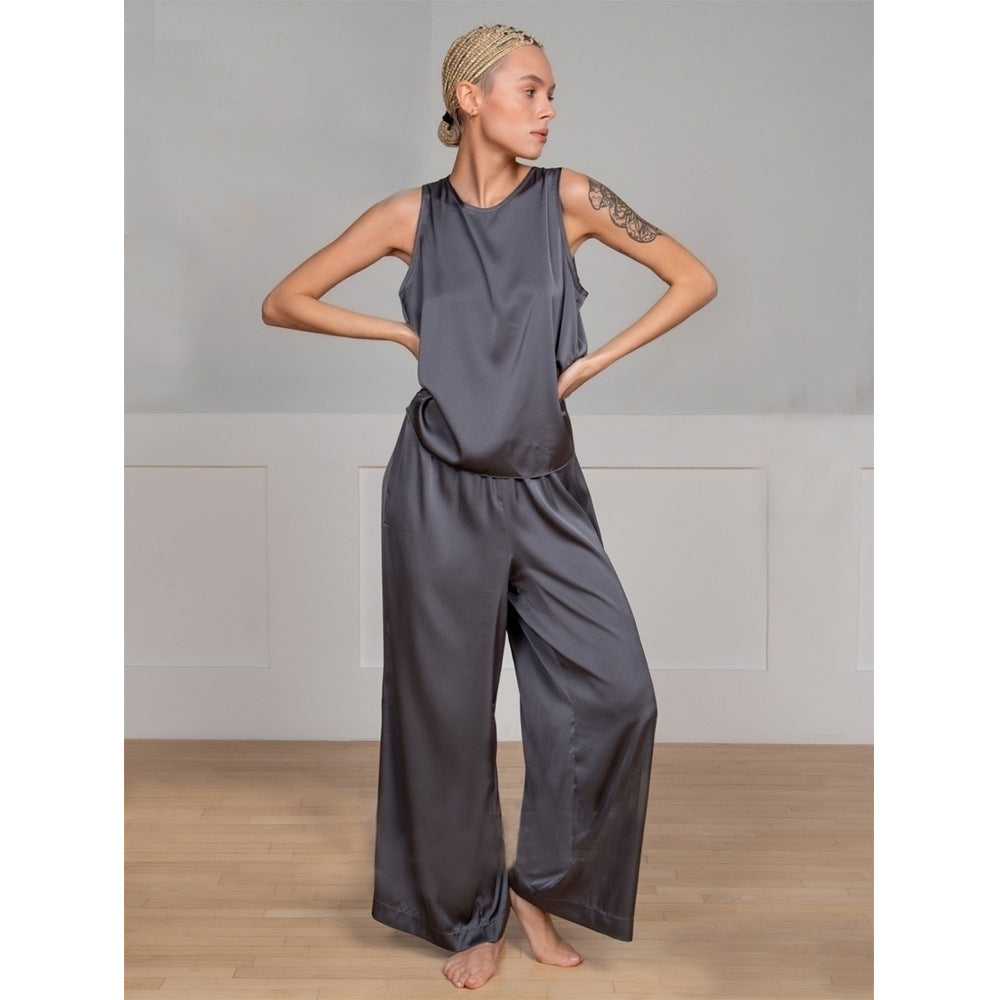 Conjunto de top y pantalón sin mangas cruzados en color liso informal a la moda para mujer