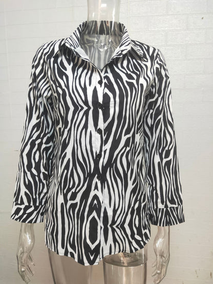 Camisa informal de manga larga con solapa y estampado de rayas de leopardo para mujer