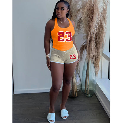Conjunto de 2 piezas de camiseta sin mangas con cuello redondo y pantalones cortos holgados con estampado digital de color sólido informal para mujer