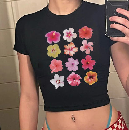 Camiseta corta informal de verano para mujer con estampado floral y letras, cuello redondo y manga corta