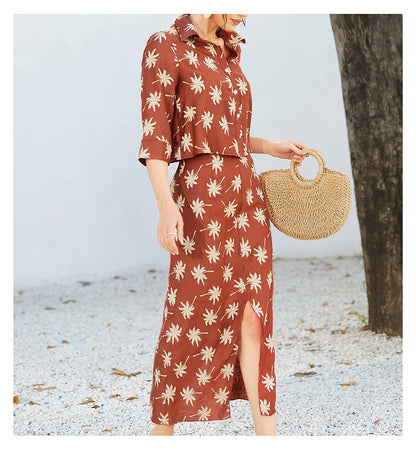 Conjunto de dos piezas formado por camisa y falda con abertura y estampado floral, informal, a la moda para mujer