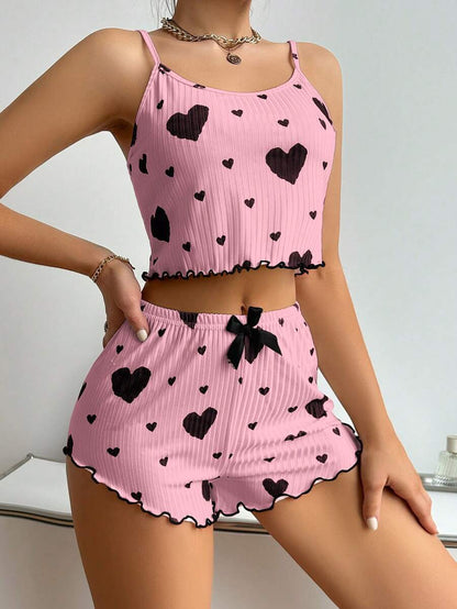 Conjunto de pijama de dos piezas con camisola y pantalones cortos holgados con estampado de amor informal a la moda para mujer