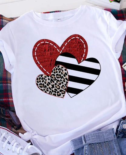 Camiseta informal de manga corta con estampado de corazón para mujer