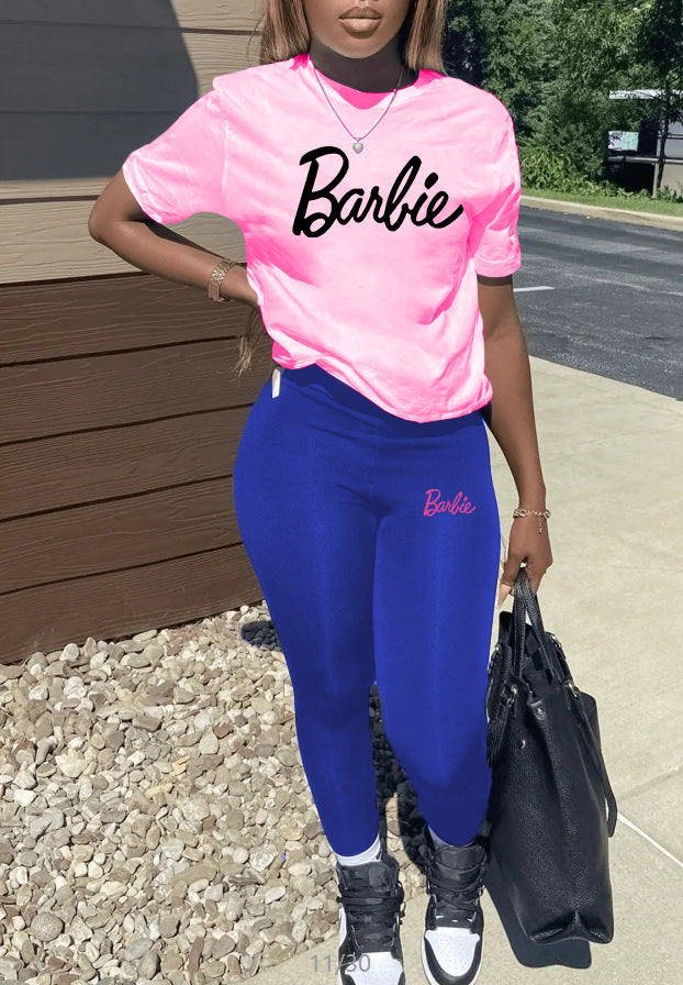 Conjunto de dos piezas de camiseta y pantalón de manga corta con cuello redondo y estampado de letras para mujer