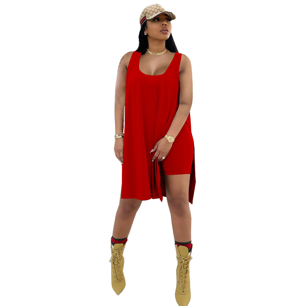 Conjunto de dos piezas de camiseta sin mangas holgada y pantalones cortos ajustados de color liso para mujer