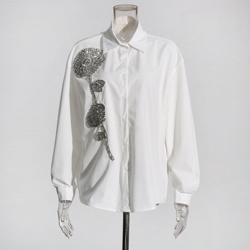 Blusa informal holgada de manga larga con solapa y flores de diamantes de imitación para mujer