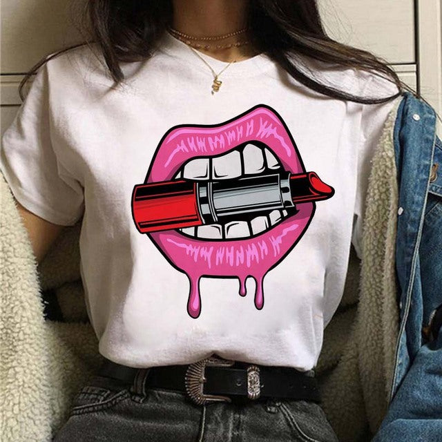 Camiseta informal de manga corta con estampado de labios para mujer