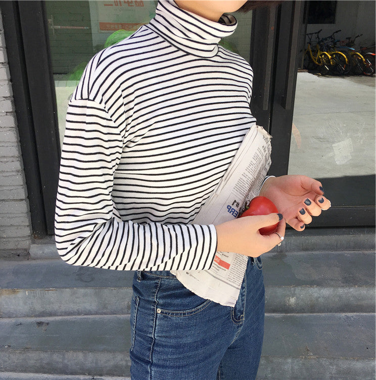 Camiseta informal de manga larga con cuello alto y estampado de rayas para mujer
