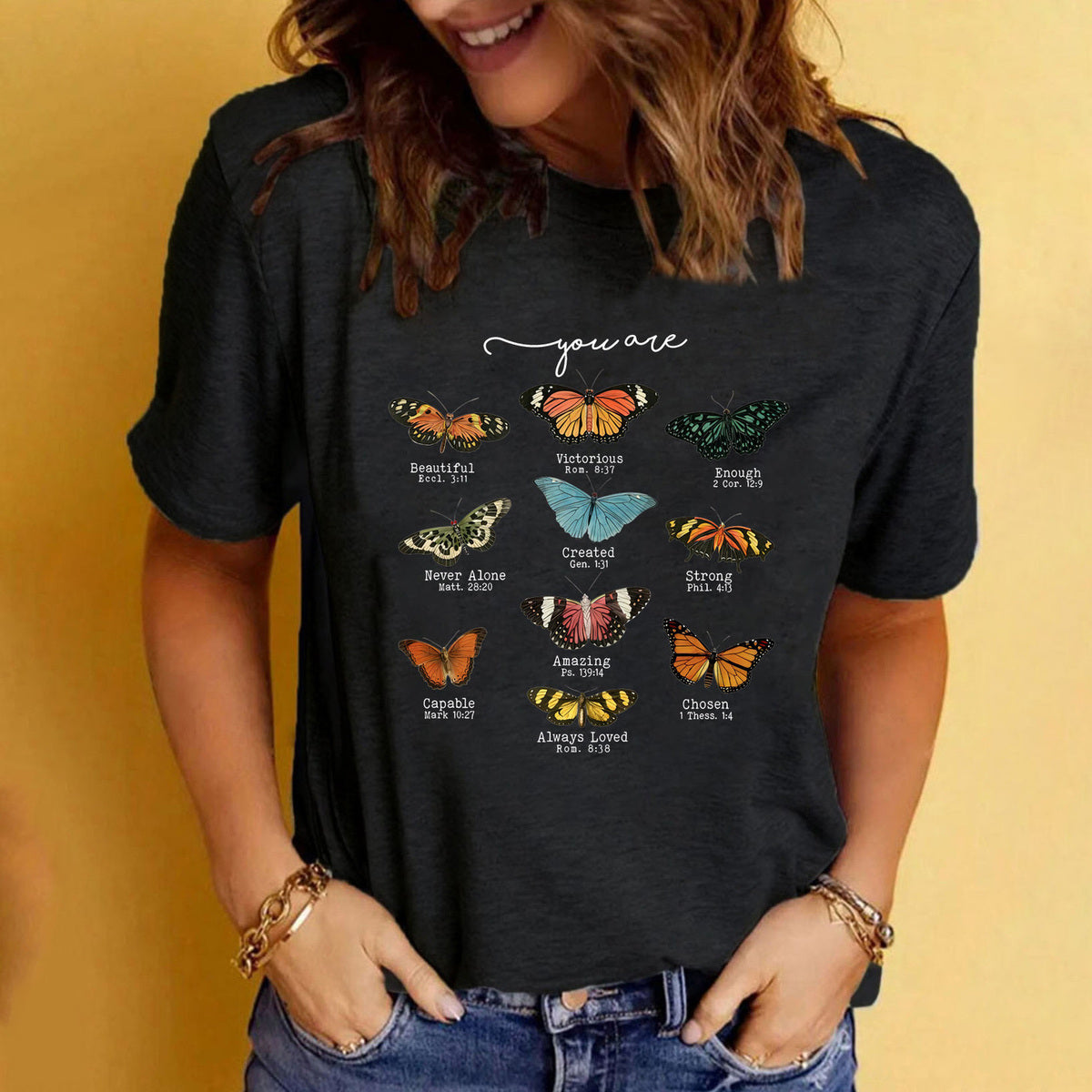 Camiseta informal holgada de manga corta con estampado de mariposas para mujer