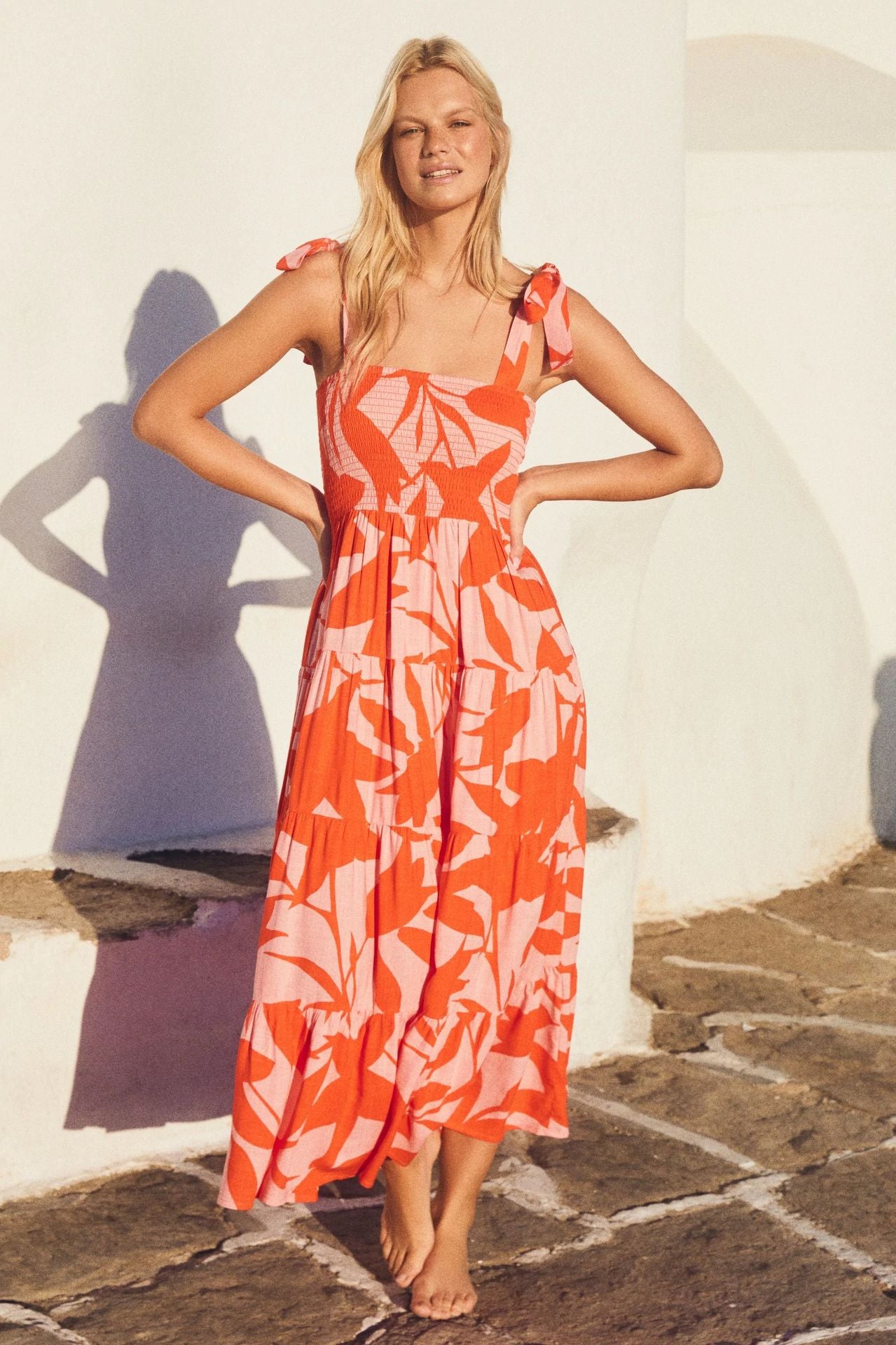 Vestido casual sin mangas con estampado y espalda descubierta para mujer