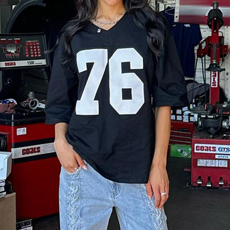 Camiseta de jersey de manga corta con cuello en V y estampado digital holgado informal para mujer
