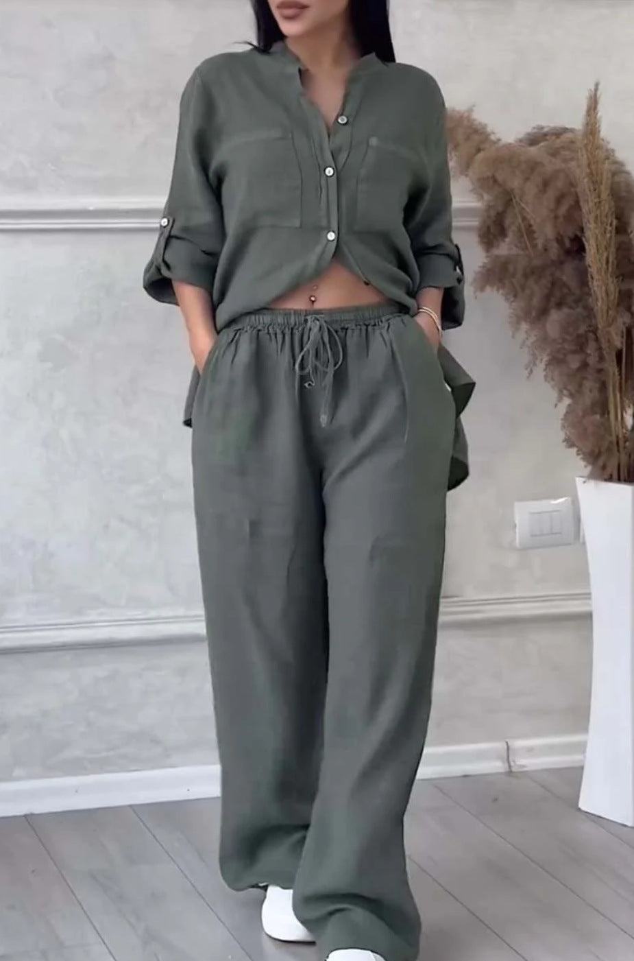 Conjunto de dos piezas para mujer: camisa de manga larga con botonadura sencilla y pantalones con cordones