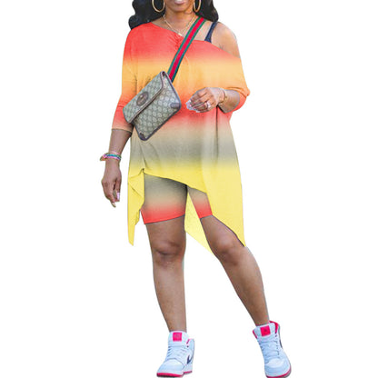 Conjunto de dos piezas de camiseta y pantalones cortos con estampado tie-dye, hombros oblicuos y dobladillo irregular para mujer