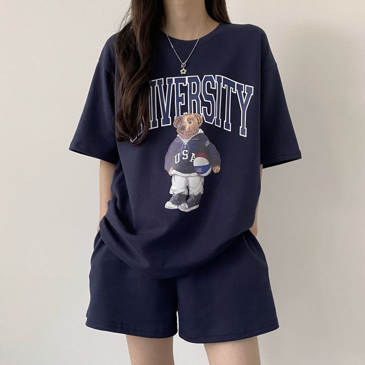 Conjunto deportivo informal de manga corta con cuello redondo y estampado de letras de oso de dibujos animados para mujer