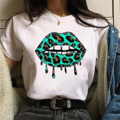 Camiseta informal de manga corta con estampado de labios para mujer