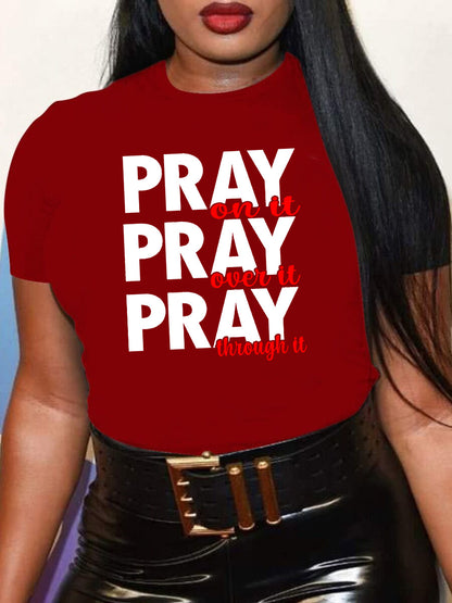 Camiseta informal holgada de talla grande para mujer, cuello redondo, manga corta, estampado gráfico de palabra "pray"