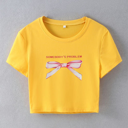 Camiseta corta de manga corta con cuello redondo y estampado de lazo informal de verano para mujer