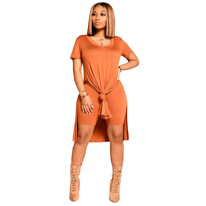 Conjunto de dos piezas informal básico de color liso para mujer, con top de manga corta con abertura lateral y pantalones cortos ajustados