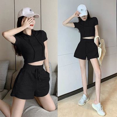 Conjunto deportivo informal con capucha y manga corta para mujer