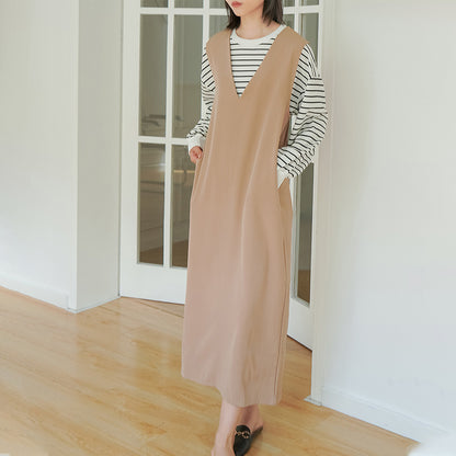 Women Casual Loose Solid Color Sleeveless V-Neck Over-The-Knee Pocket Dress