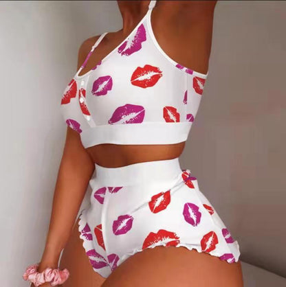 Conjunto de pijama informal atrevido con camisola y pantalones cortos sin mangas para mujer