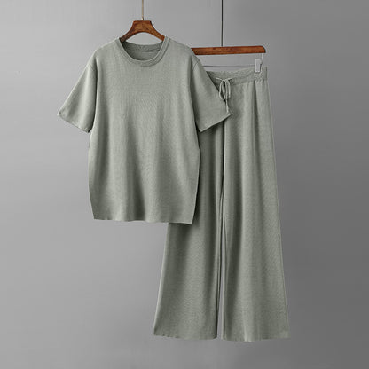 Conjunto de dos piezas de punto con top de manga corta y pernera ancha de color liso para mujer