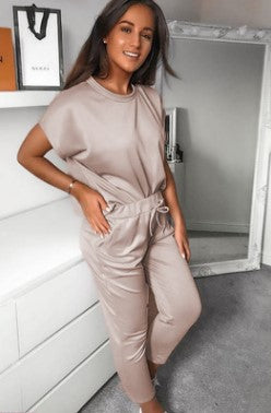 Conjunto de top y pantalón de manga corta con cuello redondo y color liso informal para mujer