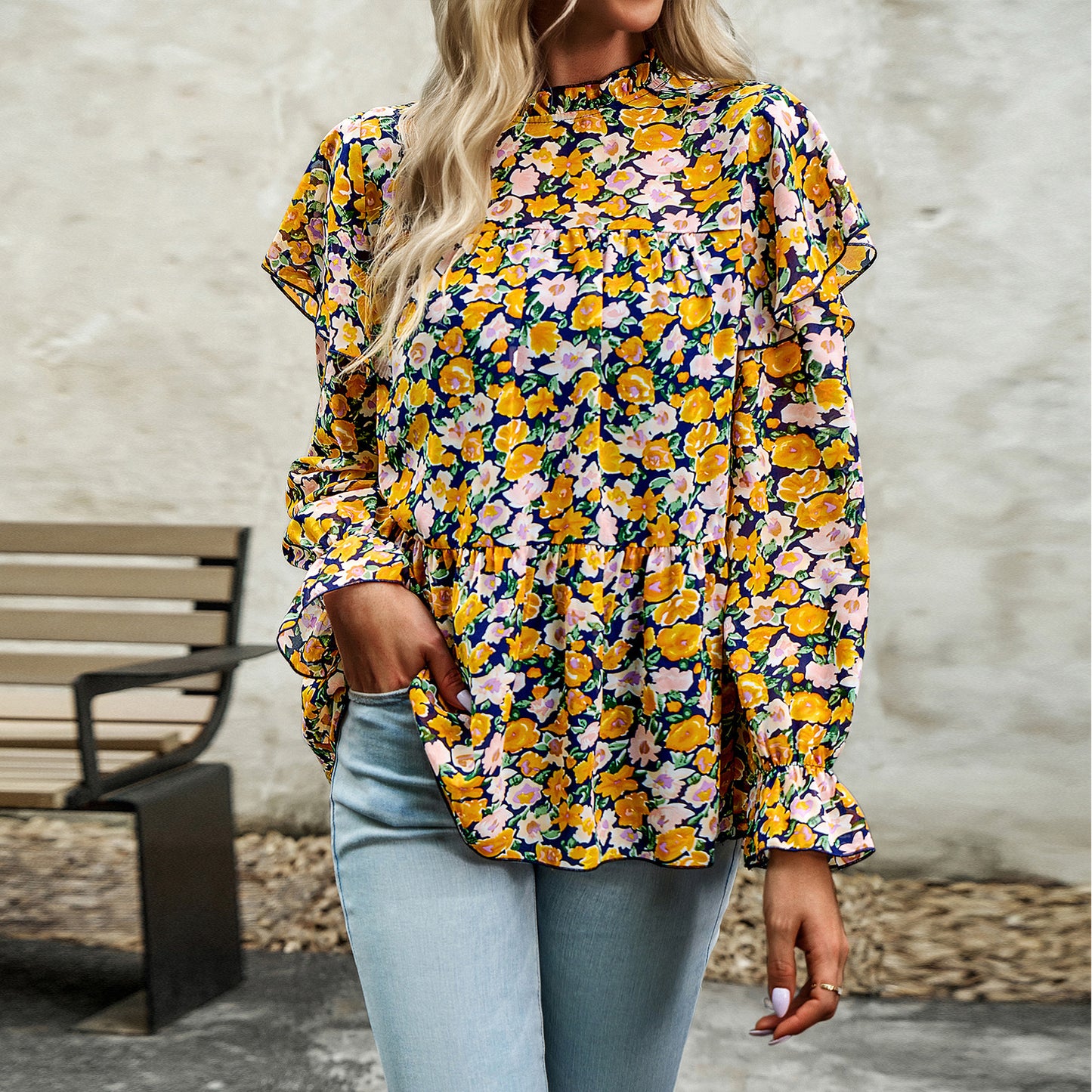Blusa informal de manga larga con volantes y estampado para mujer