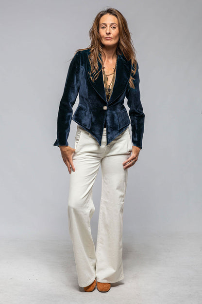 Chaqueta informal de color liso con un botón y corte entallado para mujer