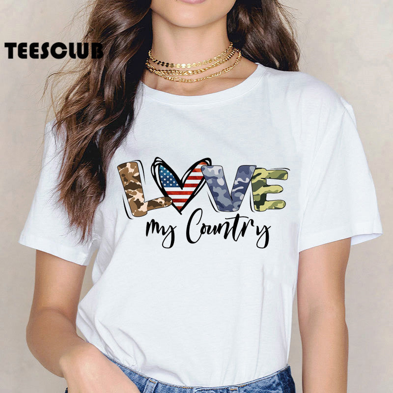 Camiseta informal para mujer con texto "Paz, amor, corazón" y "Juneteenth"