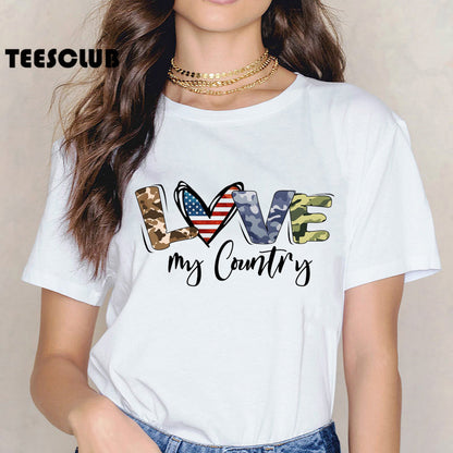Camiseta informal para mujer con texto "Paz, amor, corazón" y "Juneteenth"