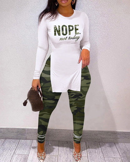 Conjunto deportivo informal de manga larga con cuello redondo y pantalones ajustados para mujer