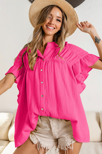 Blusa informal de color liso con cuello alto plisado y botonadura sencilla para mujer