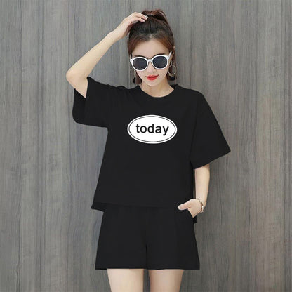 Conjunto de 2 piezas de camiseta de manga corta con cuello redondo, pantalones cortos y cintura definida, estampado de color liso y holgado para mujer