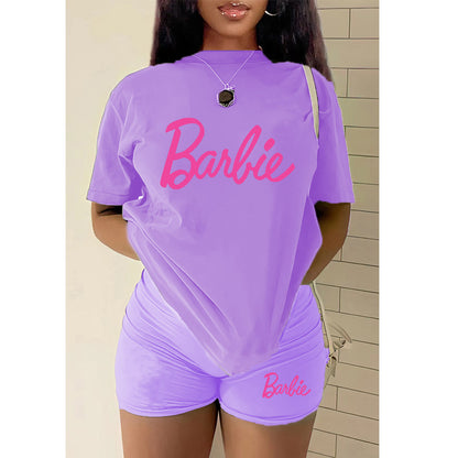 Conjunto de dos piezas con top y pantalones cortos con estampado del alfabeto de Barbie para mujer