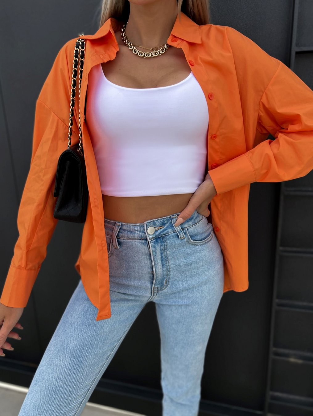 Blusa informal de verano holgada de color liso con mangas largas y cuello en V para mujer