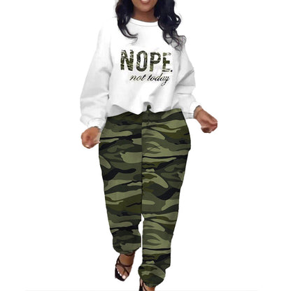 Conjunto de dos piezas de top y pantalón de manga larga con estampado de letras y cabeza de niña para mujer