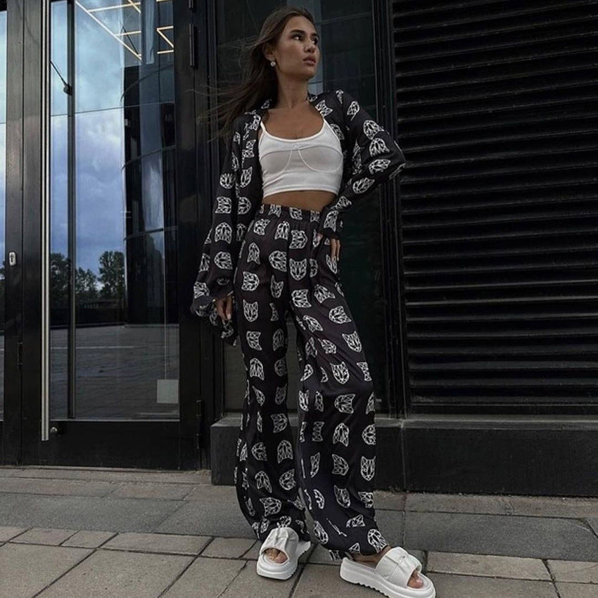 Conjunto de pijama de seda estampado informal y holgado para mujer